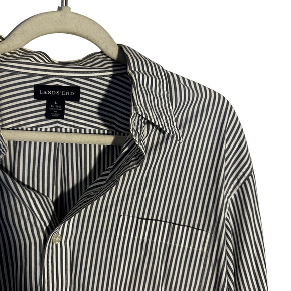 Lands' End Men's Sz L (16-16.5) Traditional Fit Striped Button Up Dress Shirt - Picture 4 of 7